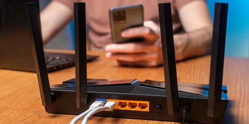 家里 Wi-Fi 时好时坏？八成是这 5 个低级错误没改